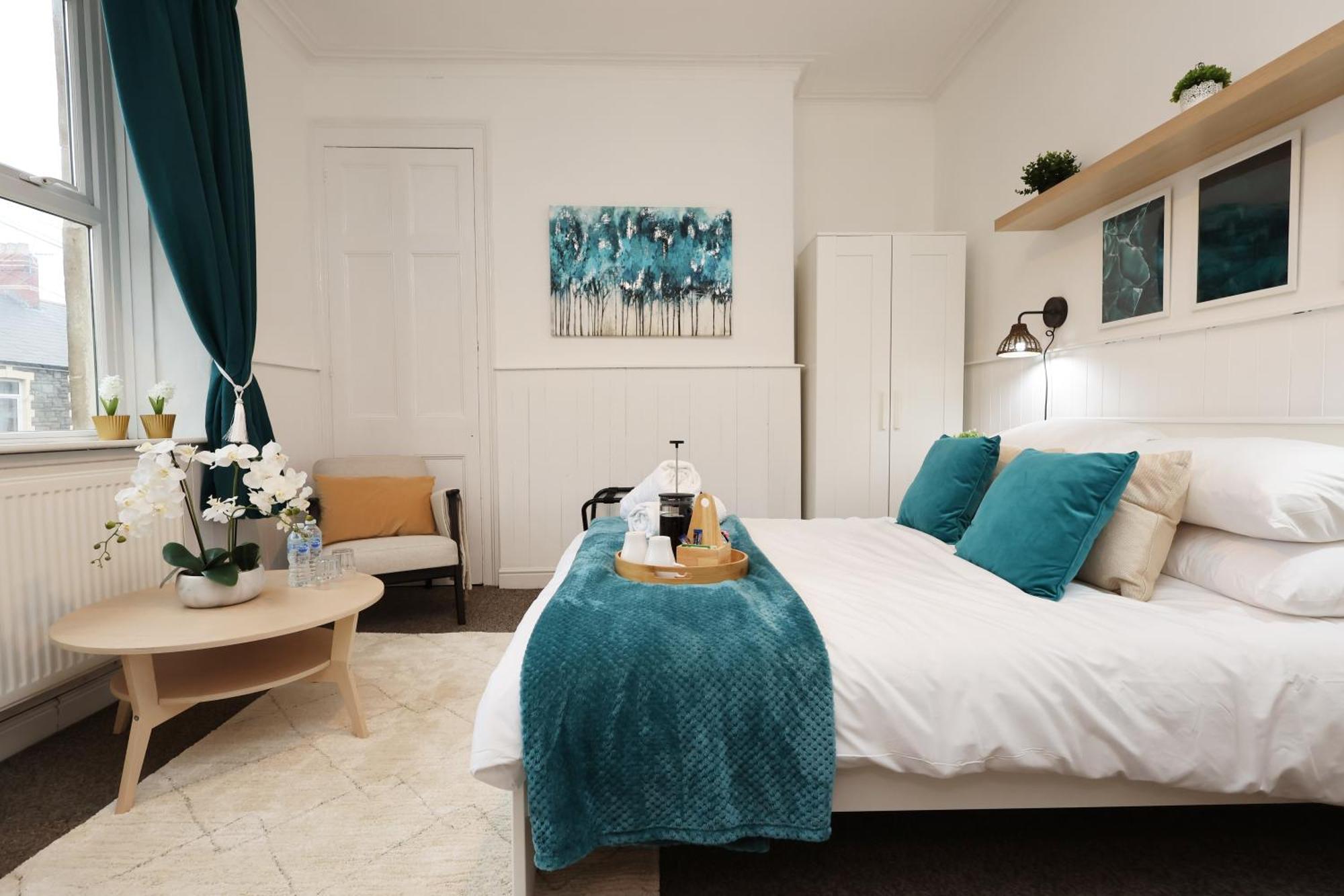 Cardiff City Guesthouse, Central Rooms, Fast Wi-Fi, On-Street Parking Exteriér fotografie